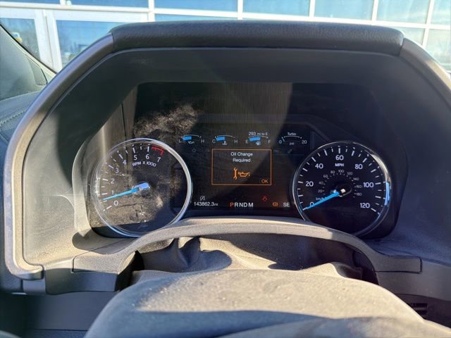 Used 2018 Ford Expedition Max XLT w/ Equipment Group 202A AWD/4WD image 9