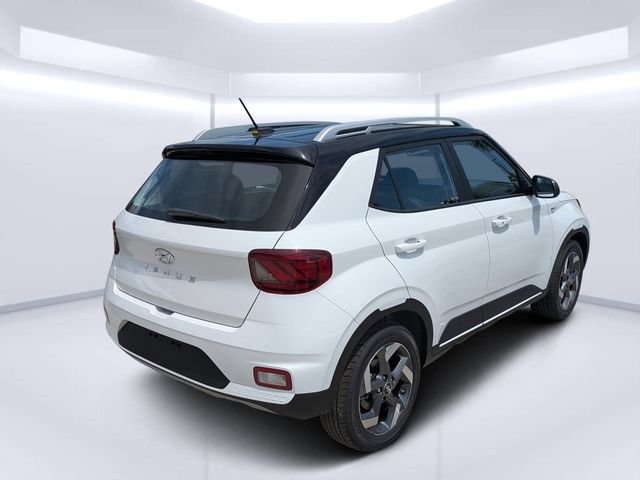 New 2025 Hyundai Venue Limited FWD image 3