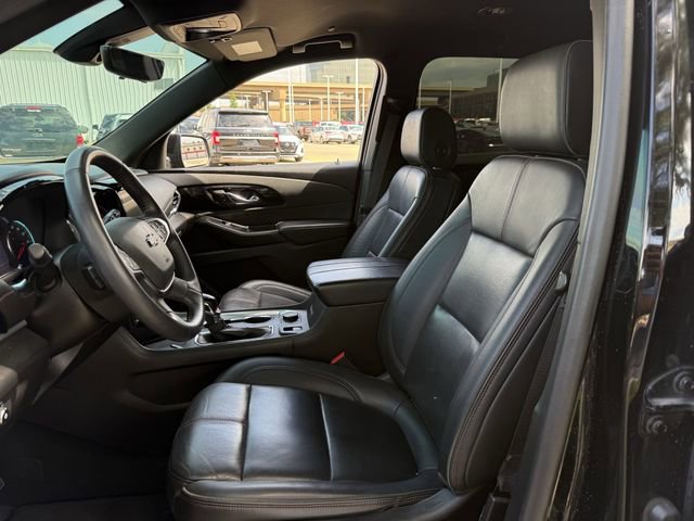 Used 2022 Chevrolet Traverse RS FWD image 26