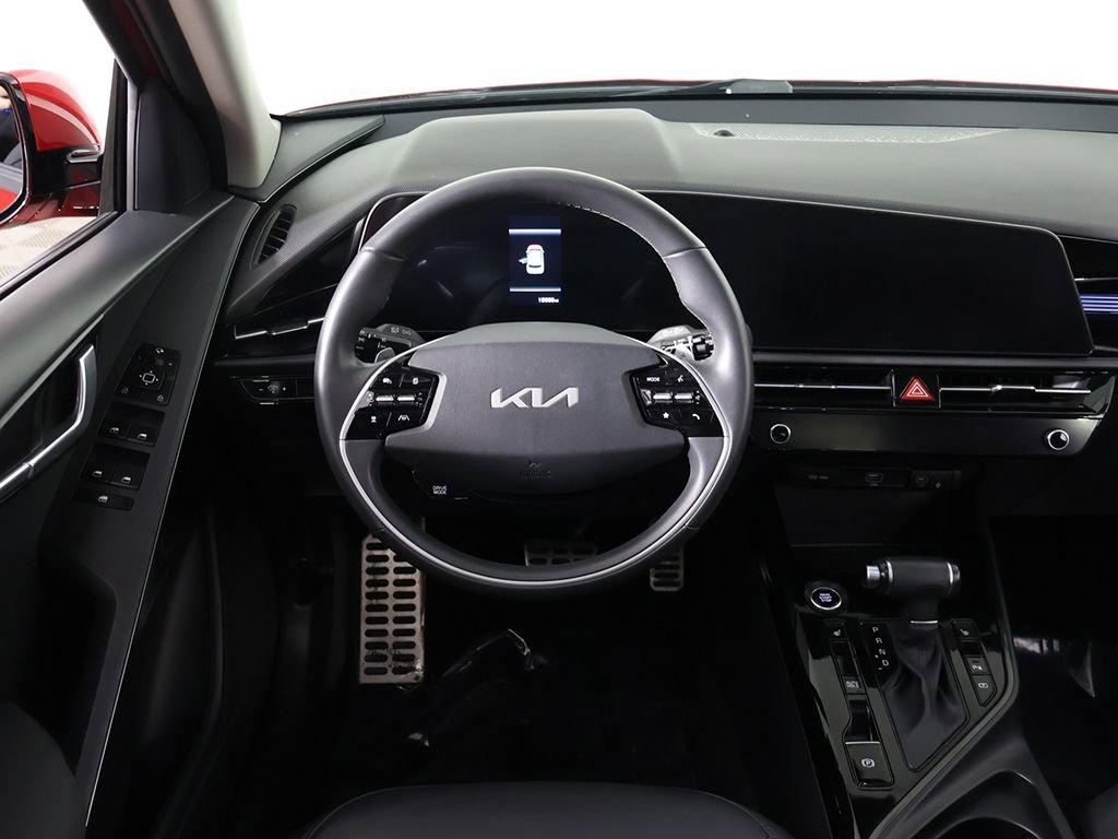 Used 2023 Kia Niro EX Touring image 36