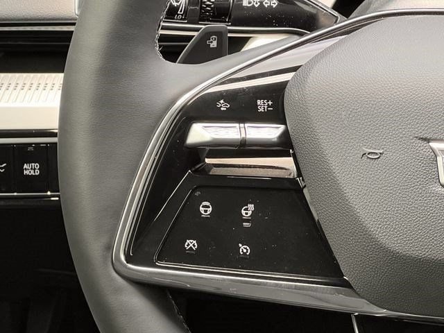 New 2026 Cadillac Optiq Luxury 2 RWD image 12
