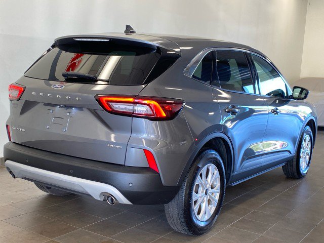 Used 2024 Ford Escape Active w/ Tech Pack #1 AWD/4WD image 9