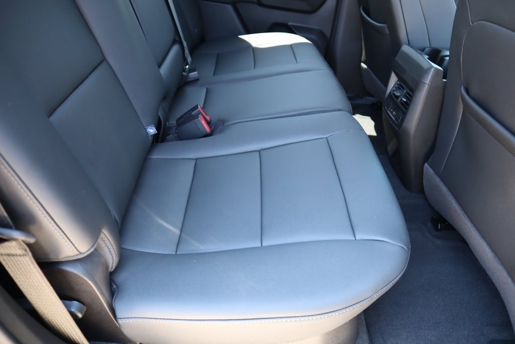 New 2026 GMC Canyon Elevation w/ Convenience Package image 14