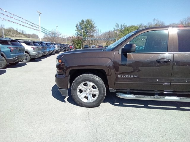 Used 2018 Chevrolet Silverado 1500 LT w/ All Star Edition image 8
