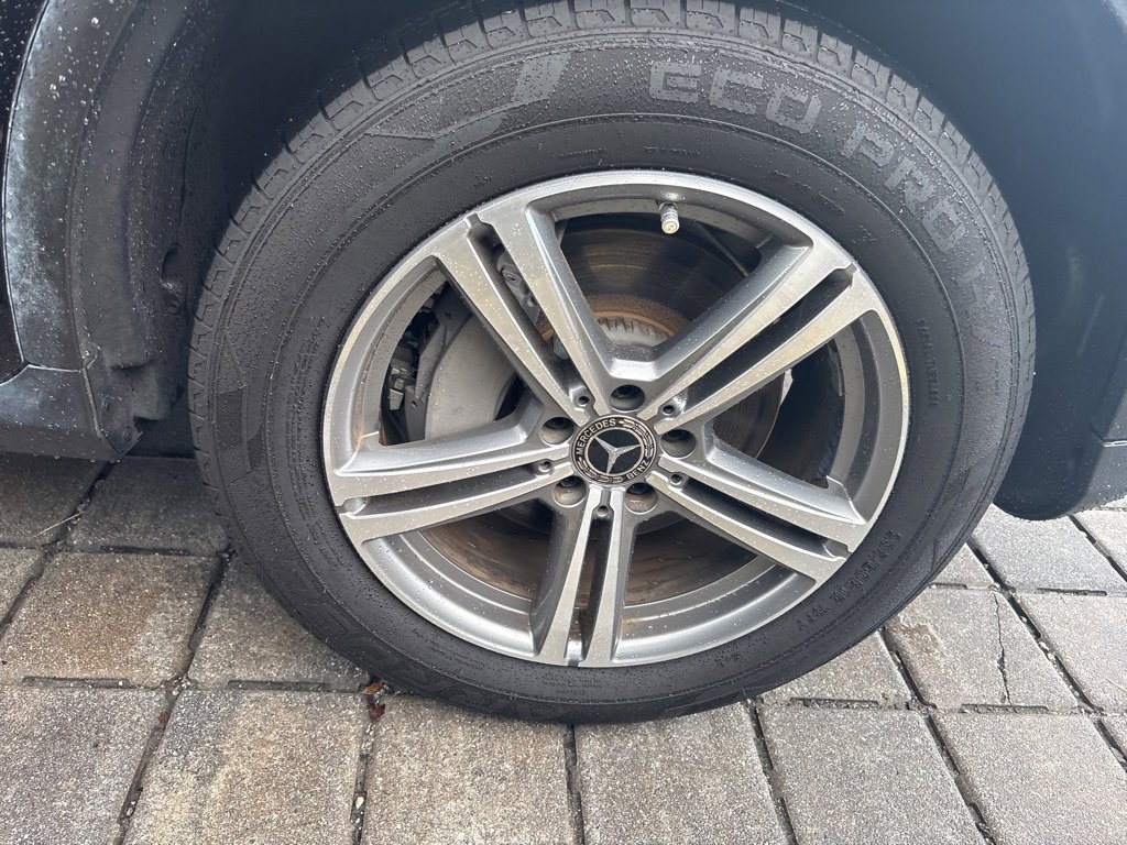 Used 2021 Mercedes-Benz GLC 300 4MATIC image 24