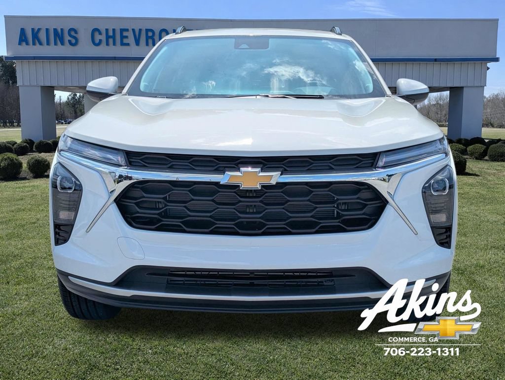 New 2026 Chevrolet Trax LT w/ Sunroof Package FWD image 8