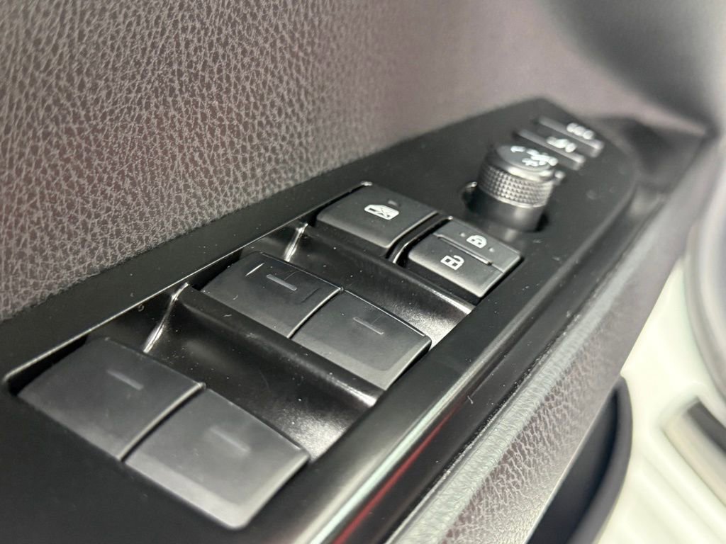 Used 2026 Toyota Camry XSE w/ Premium Plus Package image 18