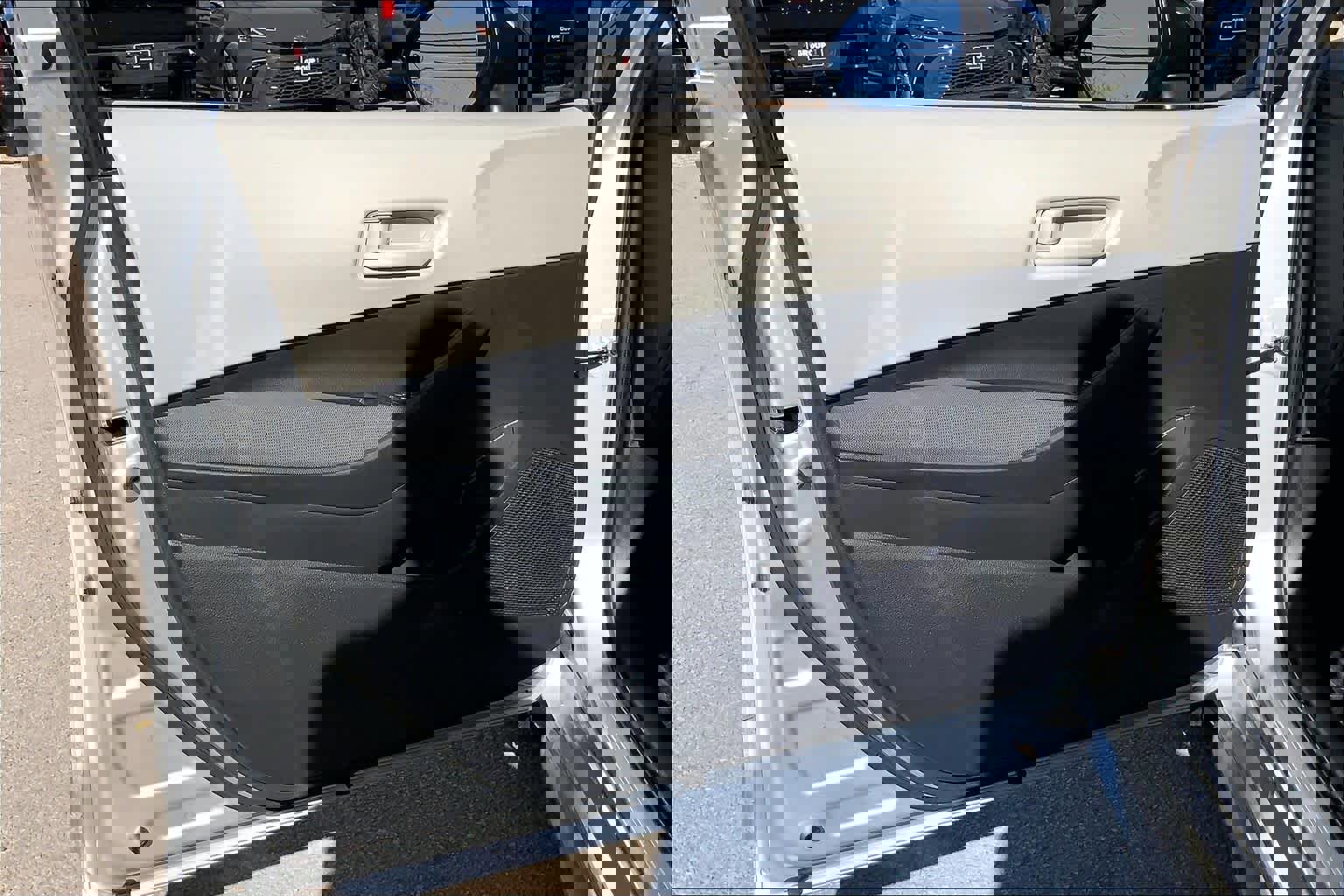 Used 2025 Toyota Corolla LE image 21