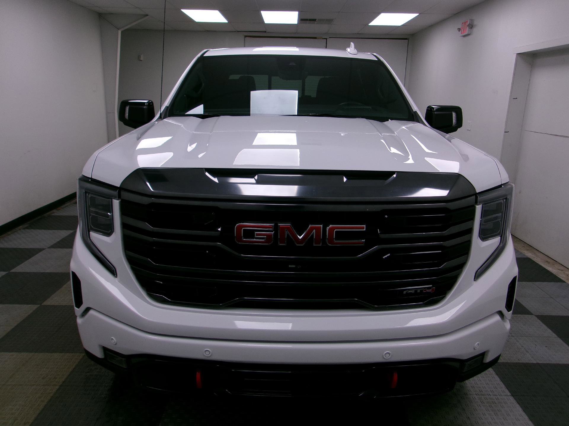 Certified 2023 GMC Sierra 1500 AT4 w/ Technology Package image 15