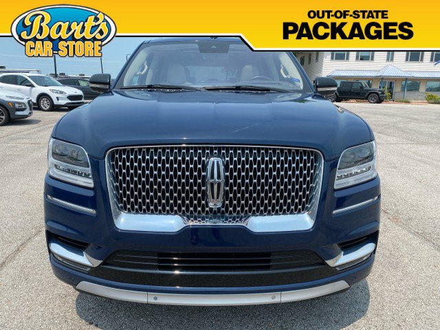 Used 2019 Lincoln Navigator Reserve AWD/4WD image 2