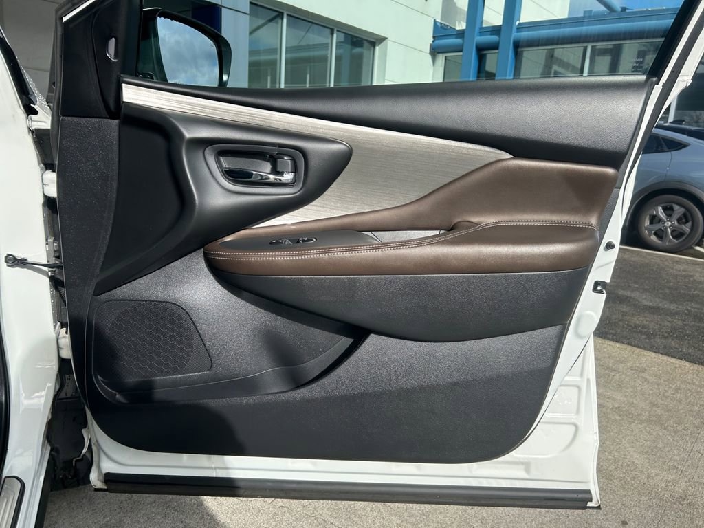 Used 2017 Nissan Murano Platinum w/ Platinum Technology Package image 25