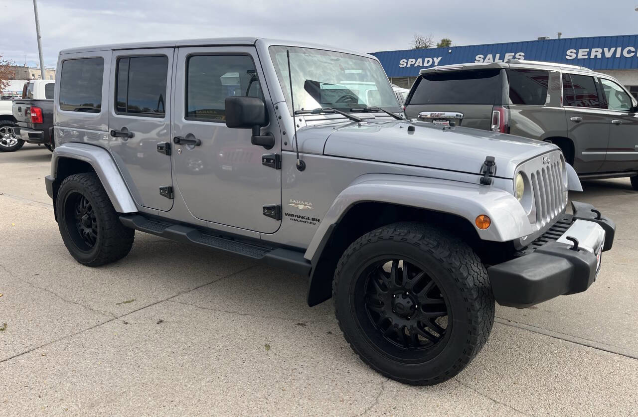 Used 2015 Jeep Wrangler Unlimited Sahara w/ Dual Top Group image 4