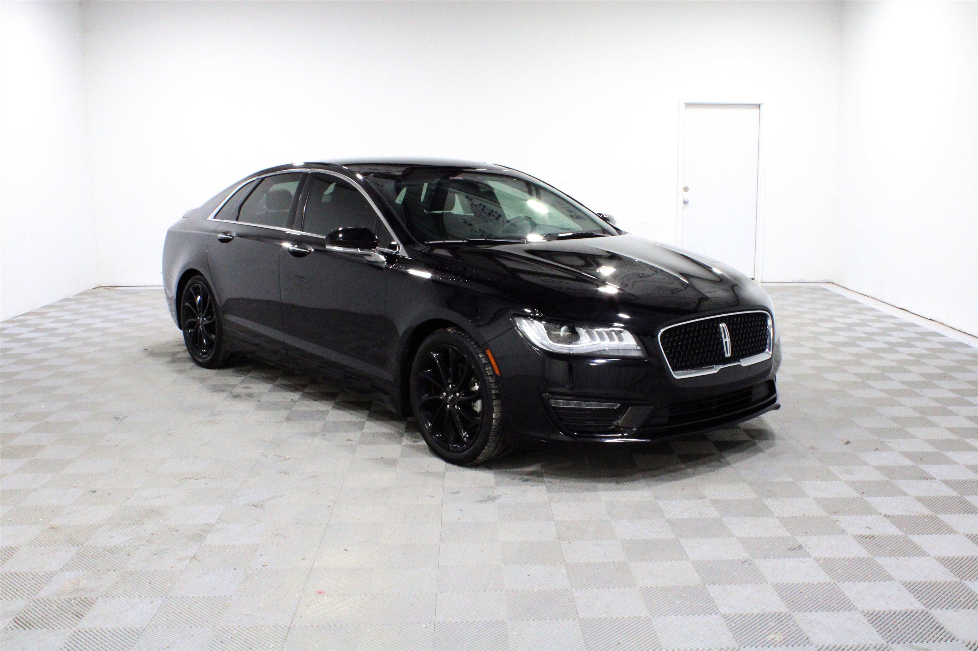 Used 2020 Lincoln MKZ Reserve w/ Monochromatic Package FWD image 1