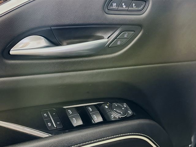 Used 2023 Cadillac Escalade ESV Premium Luxury image 19