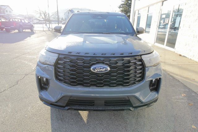 New 2026 Ford Explorer ST-Line image 9