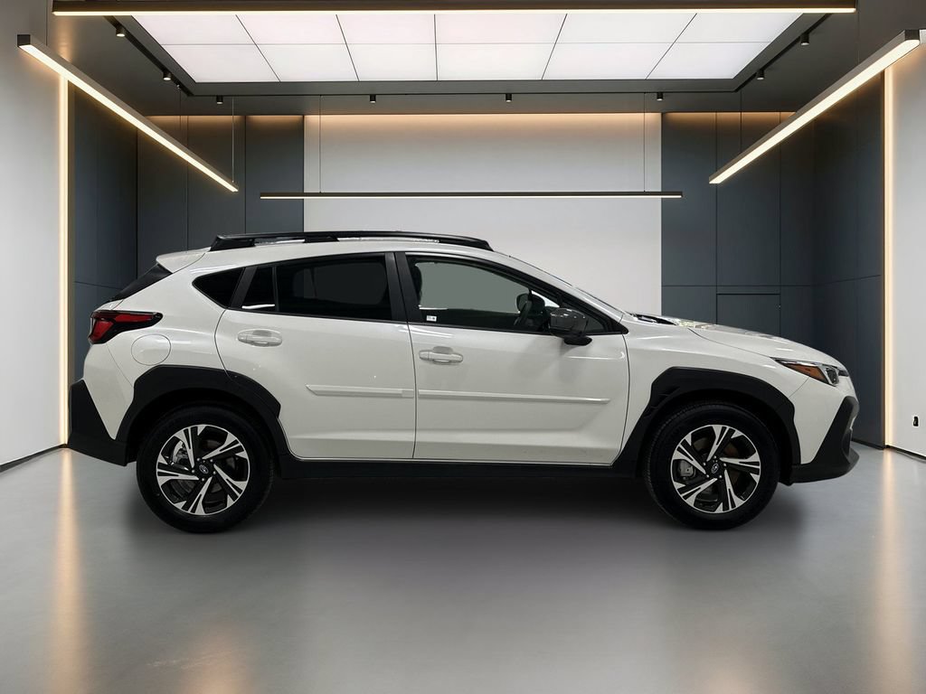Used 2025 Subaru Crosstrek 2.5i Premium AWD/4WD image 7