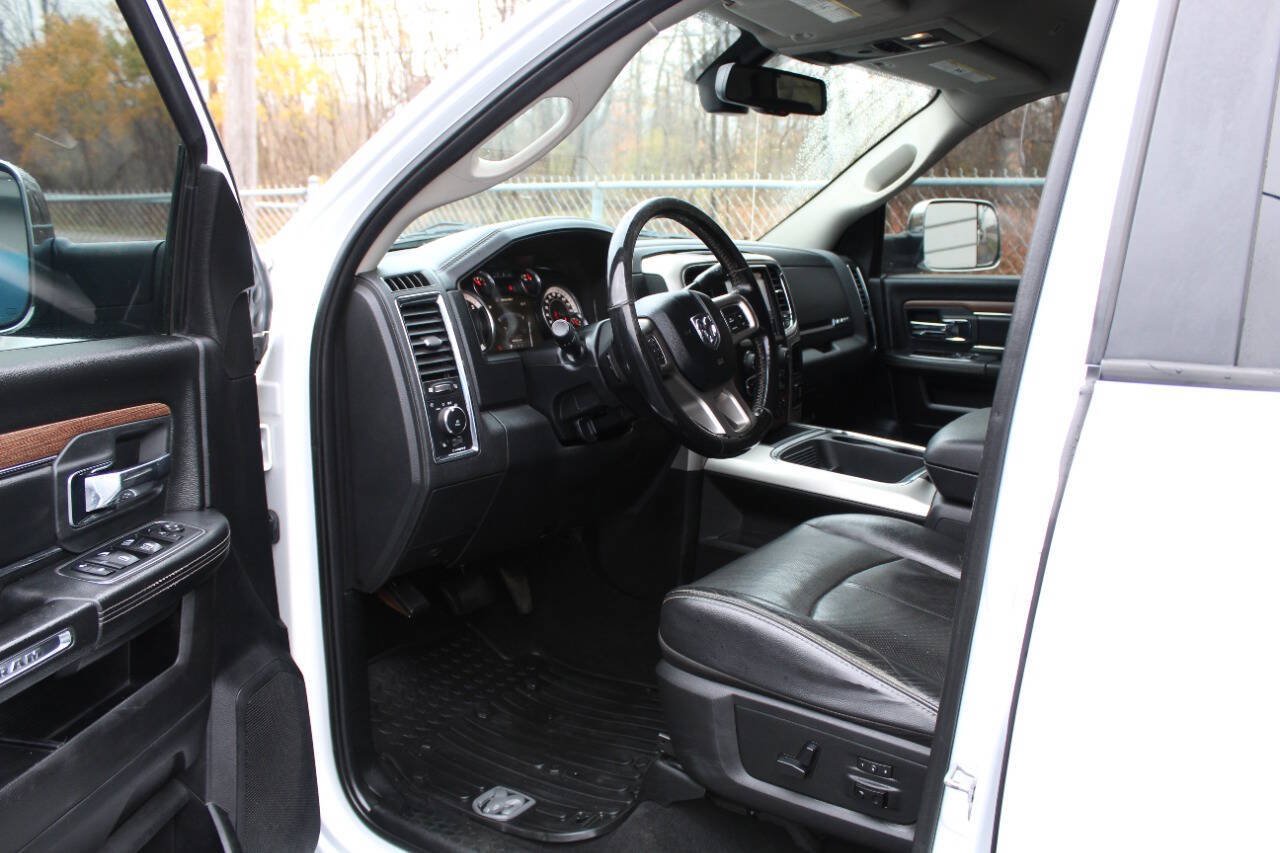 Used 2018 RAM 2500 Laramie w/ Snow Chief Group AWD/4WD image 25