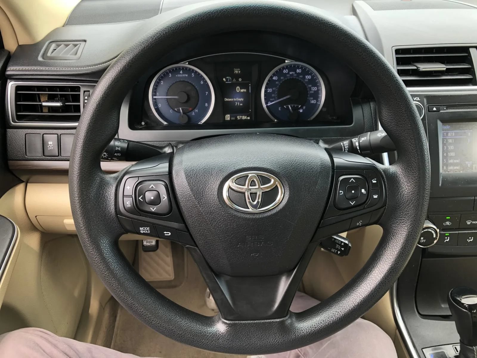 Used 2016 Toyota Camry LE FWD image 21