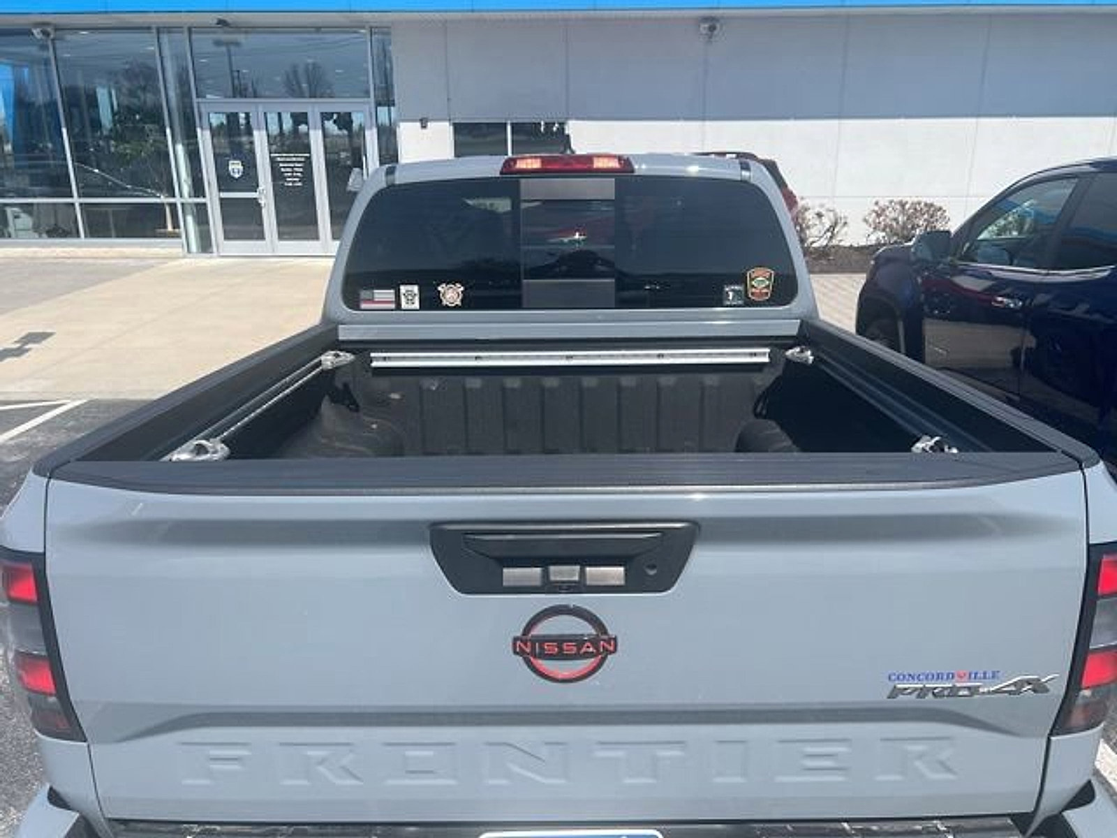 Used 2023 Nissan Frontier PRO-4X w/ Pro-4X Premium Package image 5