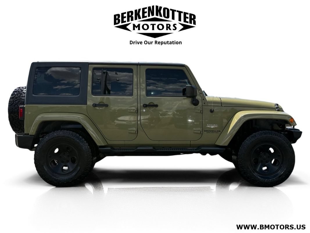 Used 2013 Jeep Wrangler Unlimited Sahara w/ Connectivity Group AWD/4WD image 2