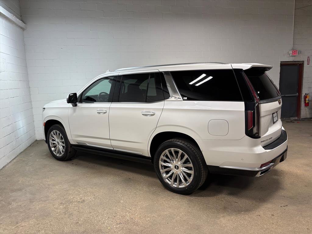 Used 2021 Cadillac Escalade Premium Luxury w/ Driver Assist Tech Package image 10