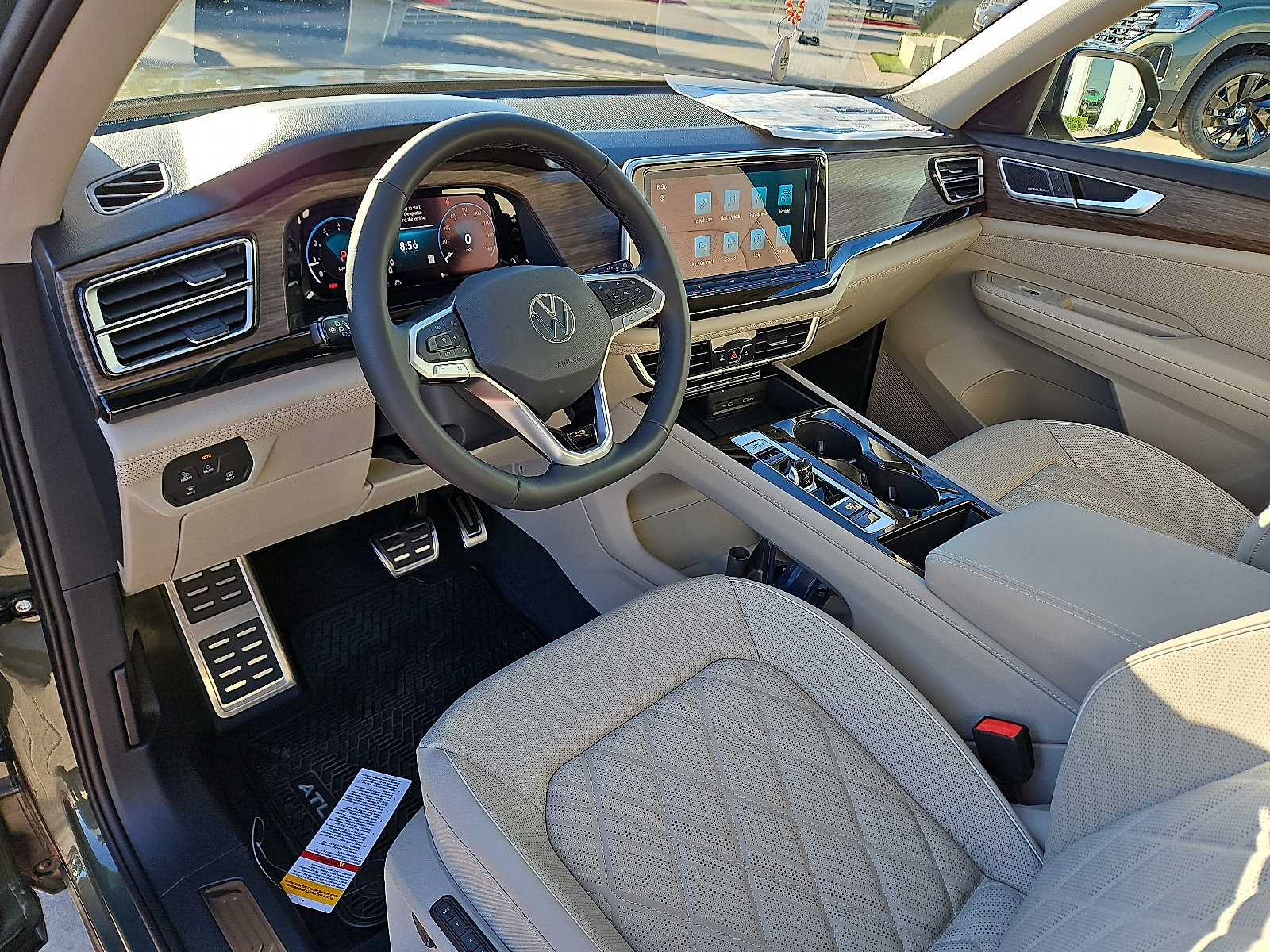 New 2026 Volkswagen Atlas SEL Premium R-Line image 15