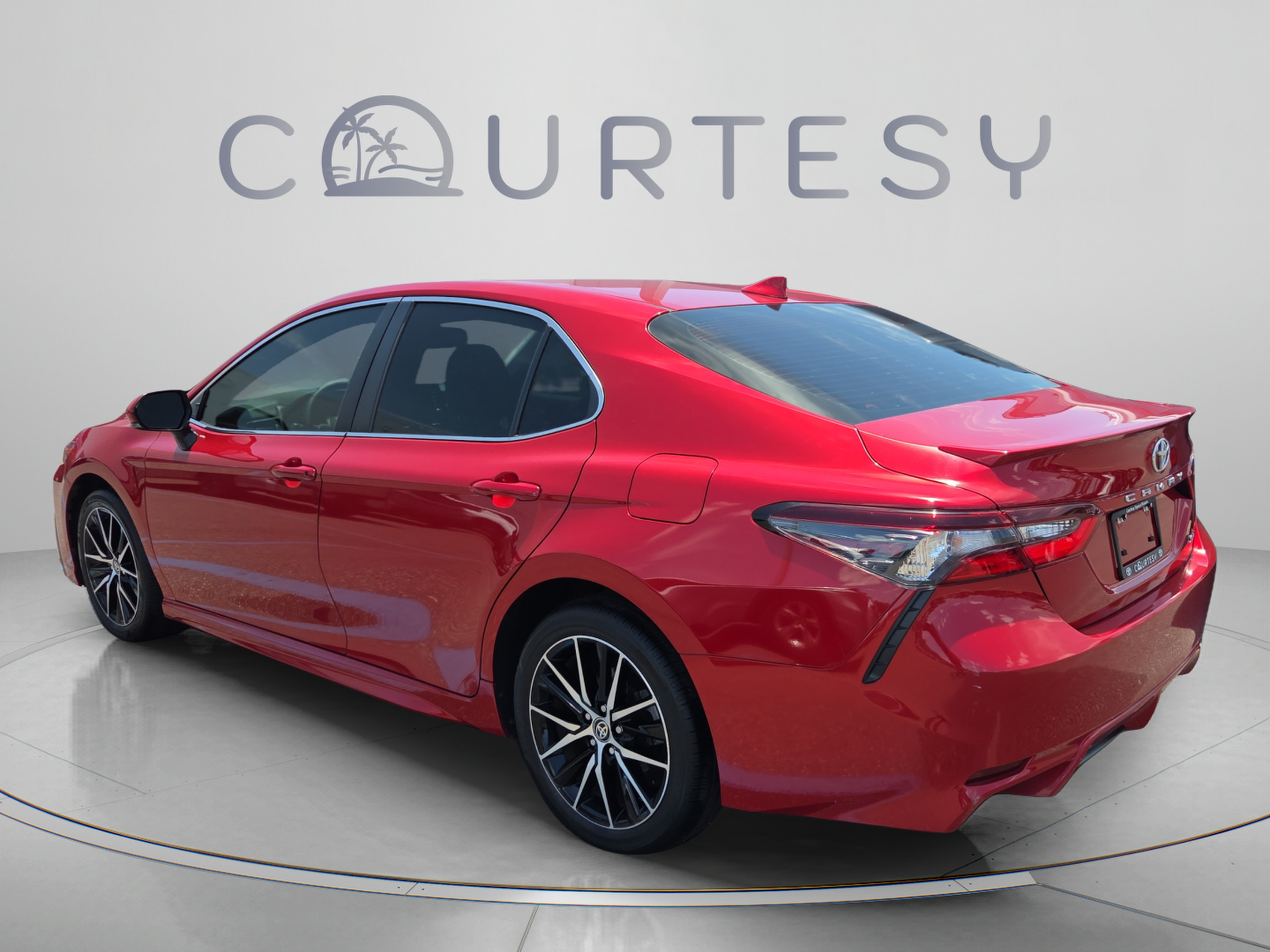 Certified 2024 Toyota Camry SE w/ Convenience Package FWD image 2