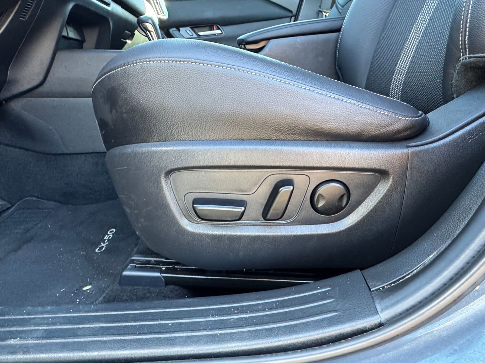 Used 2025 MAZDA CX-50 AWD 2.5 S w/ Preferred Package image 23