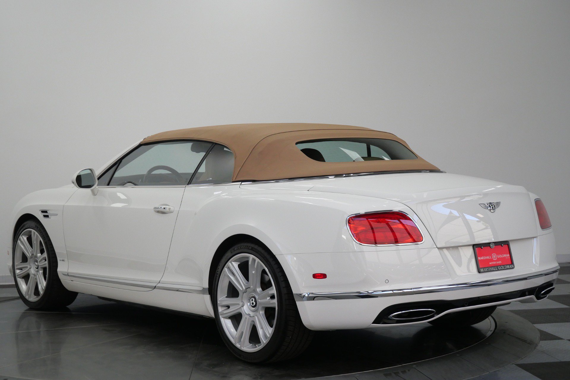 Used 2018 Bentley Continental GT AWD/4WD image 7