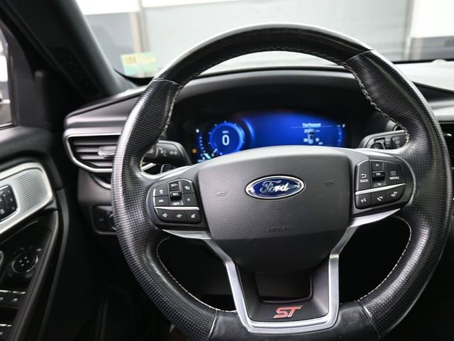 Used 2020 Ford Explorer ST w/ ST Street Pack image 8