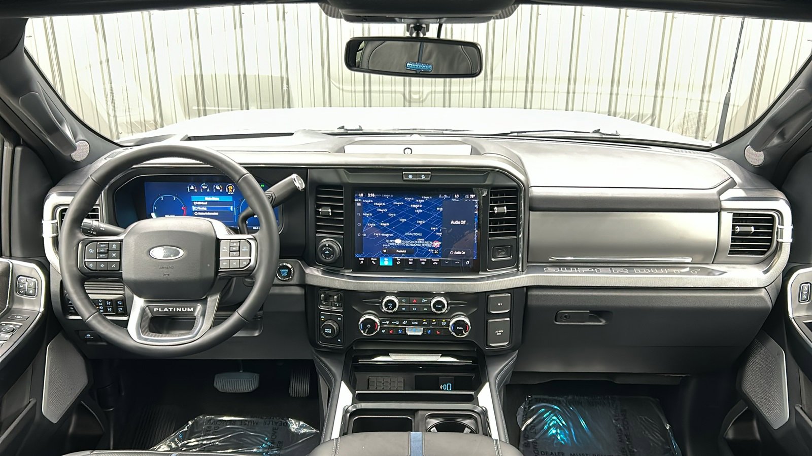 Used 2025 Ford F450 Platinum w/ FX4 Off-Road Package image 38