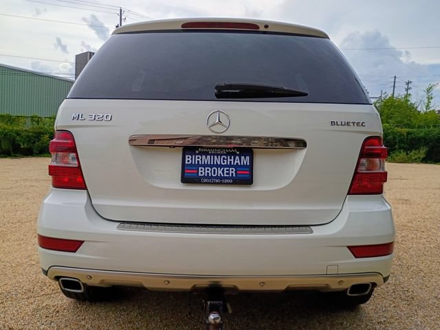 Used 2009 Mercedes-Benz ML 320 BlueTEC 4MATIC image 11