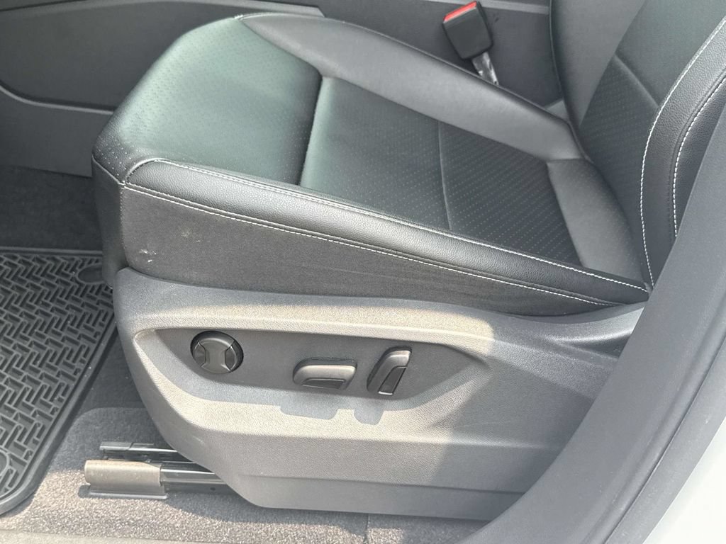 Used 2023 Volkswagen Atlas SE FWD image 14