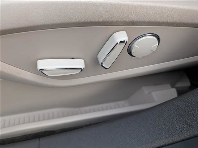 Certified 2022 Lincoln Nautilus Reserve image 29