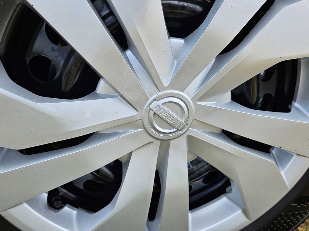 New 2025 Nissan Versa S w/ Trunk Package image 16