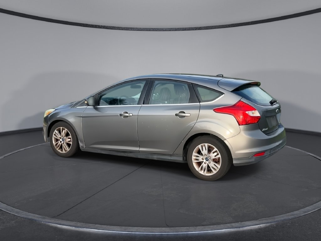 Used 2012 Ford Focus SEL FWD image 6