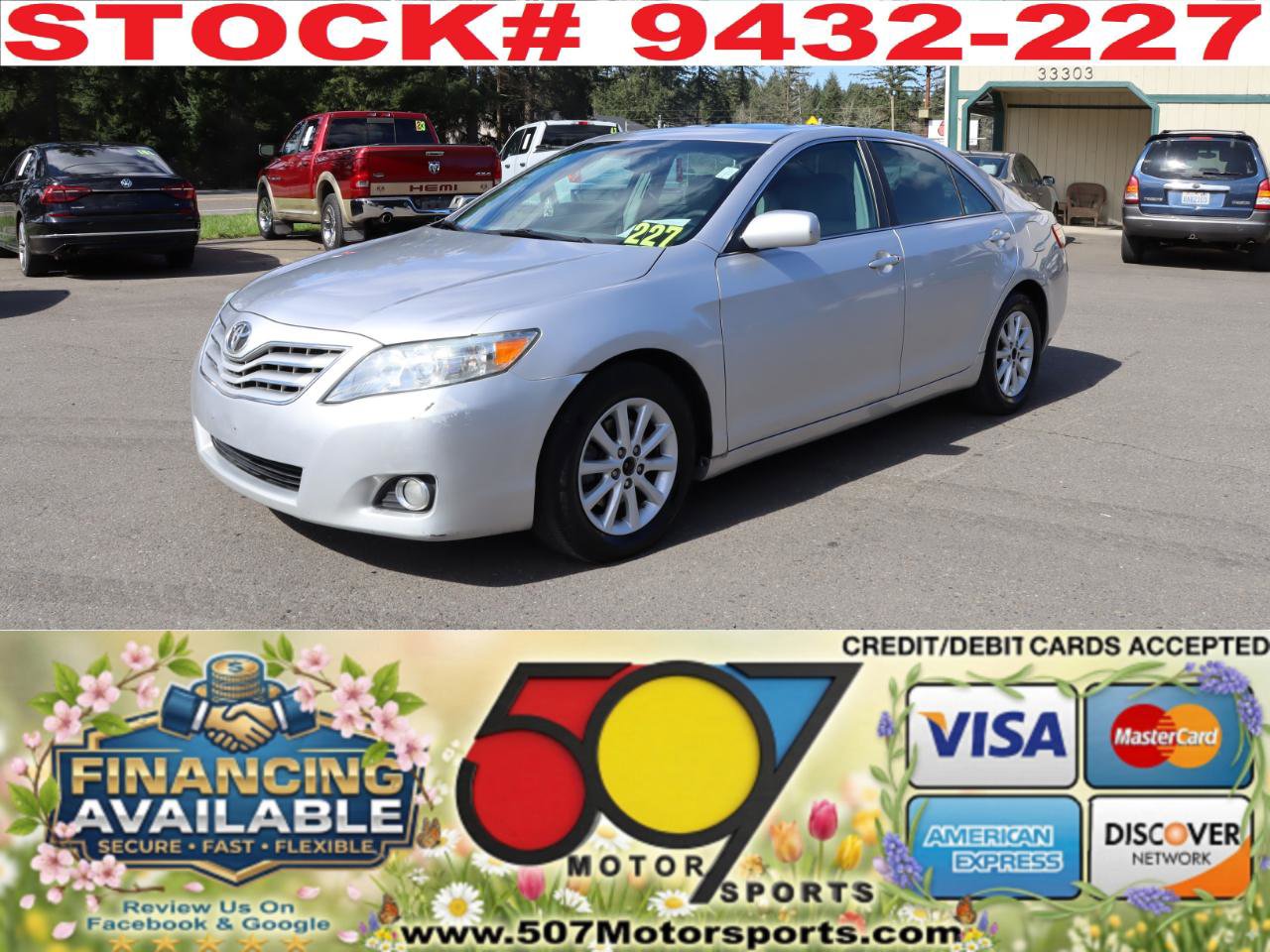 Used 2010 Toyota Camry SE FWD image 2