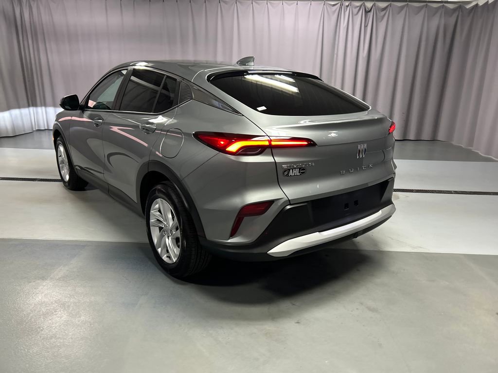 Used 2024 Buick Envista Preferred w/ Convenience II Package image 5