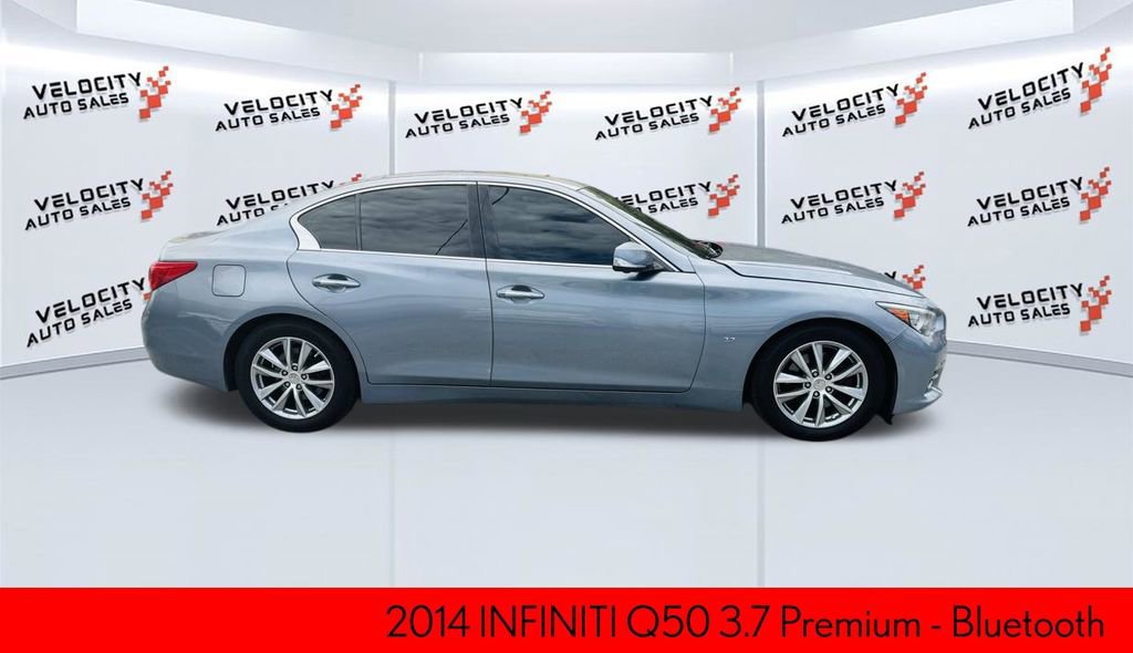 Used 2014 INFINITI Q50 Premium w/ Deluxe Touring Package RWD image 2