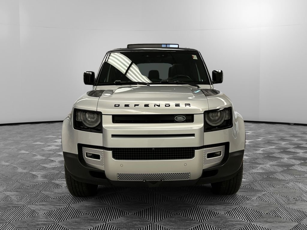 Used 2023 Land Rover Defender 110 SE AWD/4WD image 9