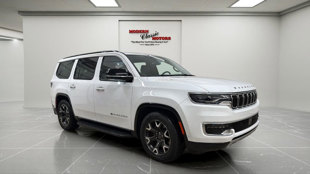 Used 2024 Jeep Wagoneer Series III AWD/4WD image 1