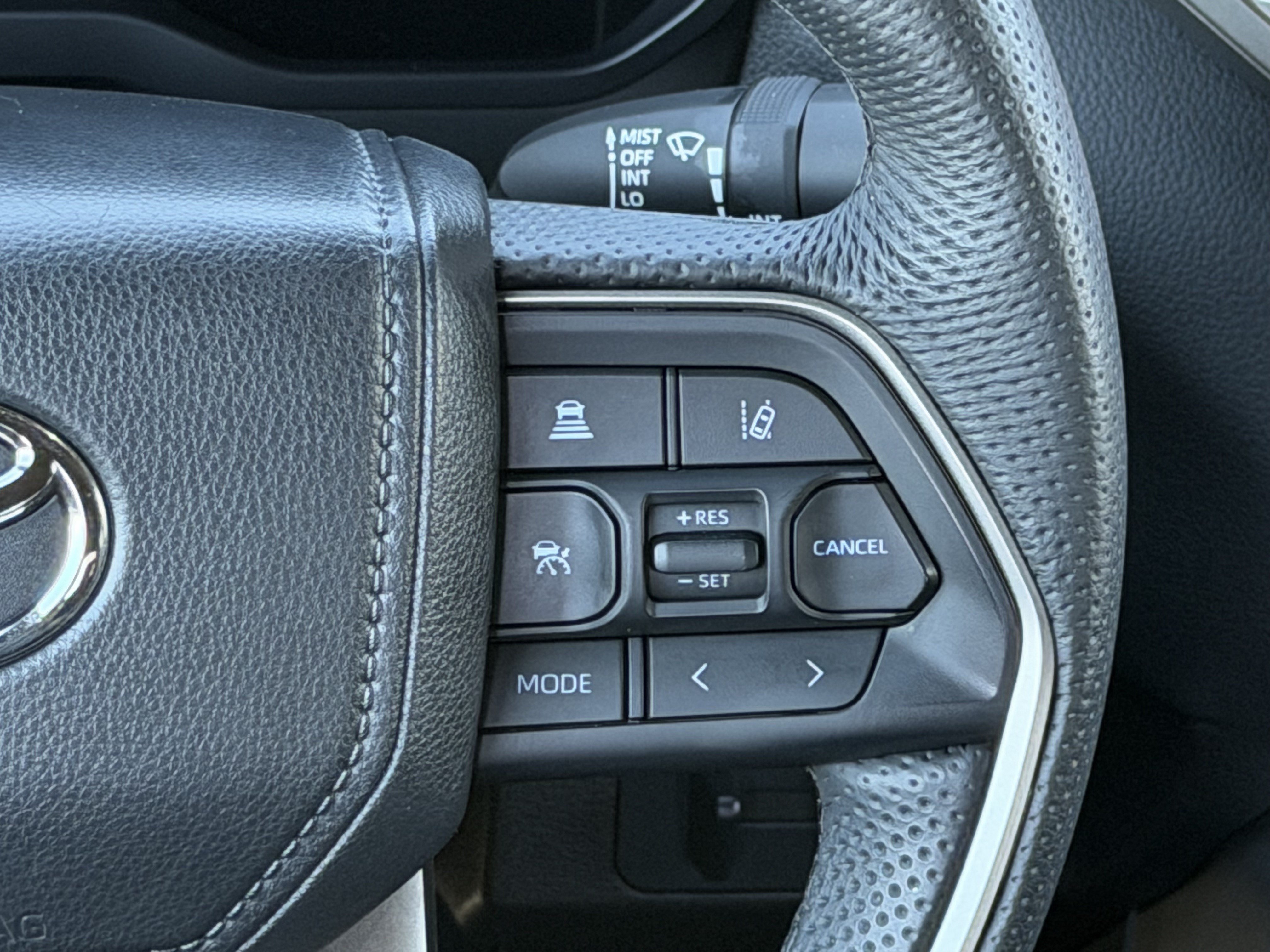 Used 2026 Toyota Tundra Limited w/ Power Package AWD/4WD image 24