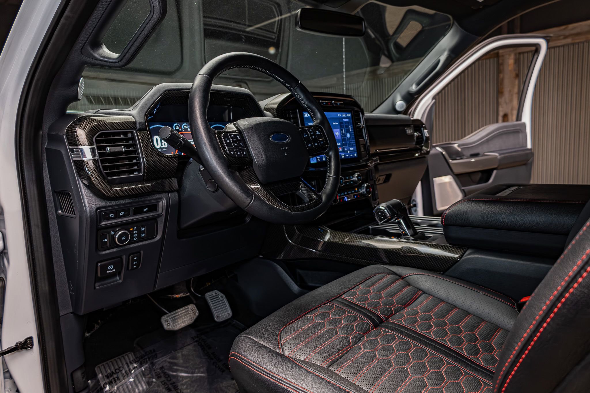 Used 2022 Ford F150 Lariat w/ Equipment Group 502A High image 17