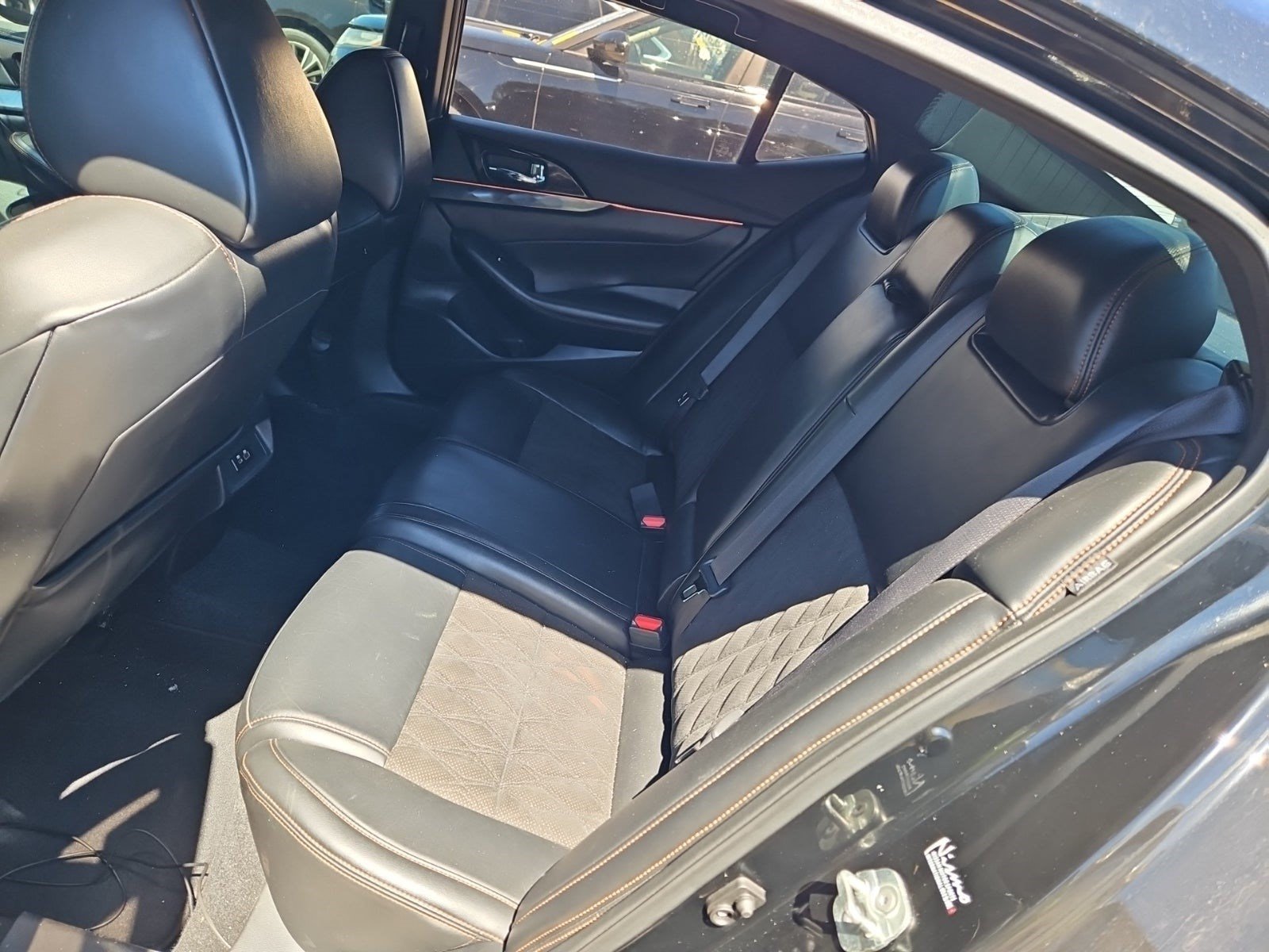Used 2021 Nissan Maxima SR w/ Sport Mat Group FWD image 14
