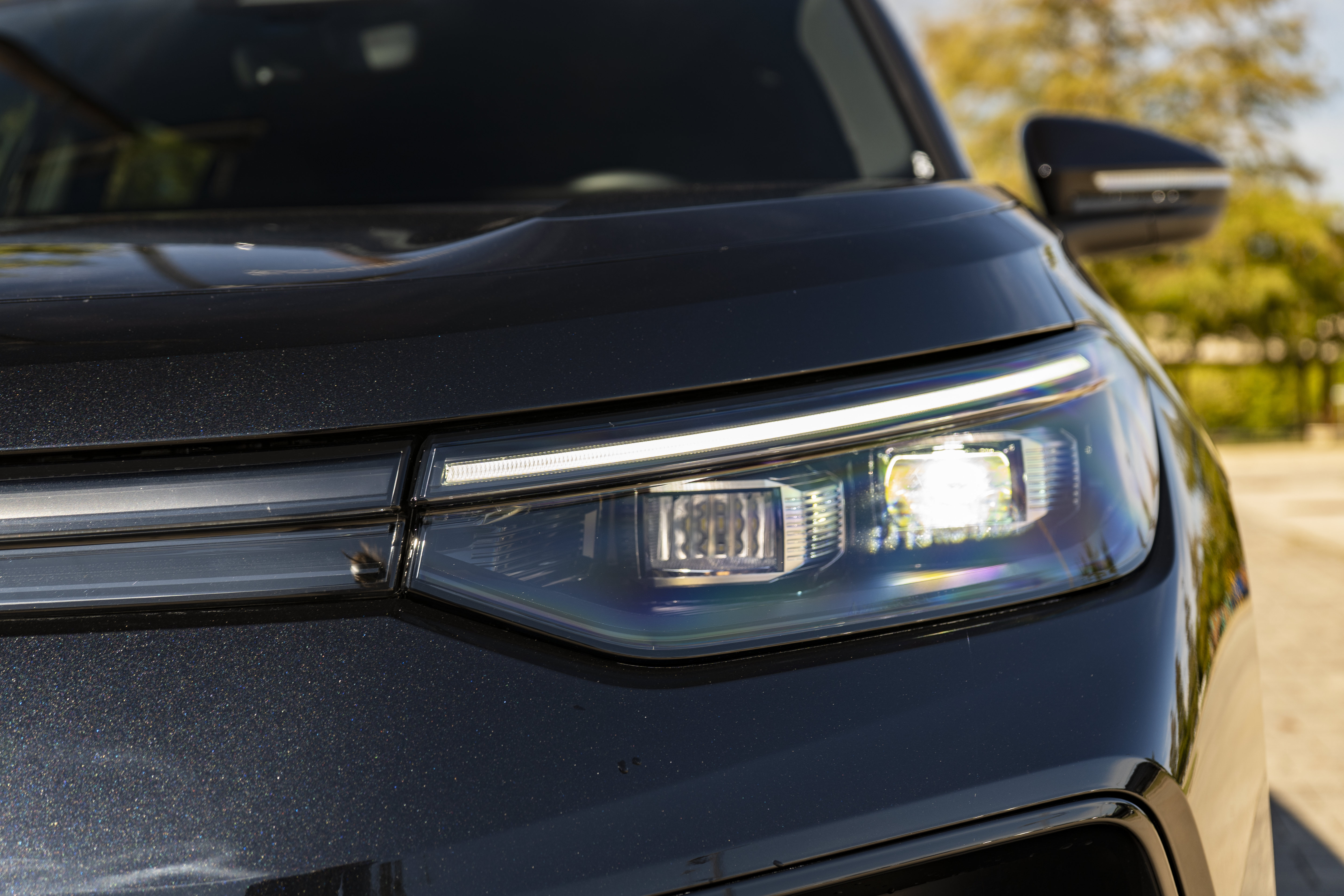 Certified 2026 Volkswagen Tiguan SE R-Line FWD image 10