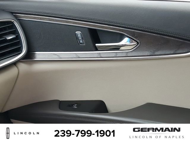 Used 2016 Lincoln MKX Select w/ Select Plus Package image 28