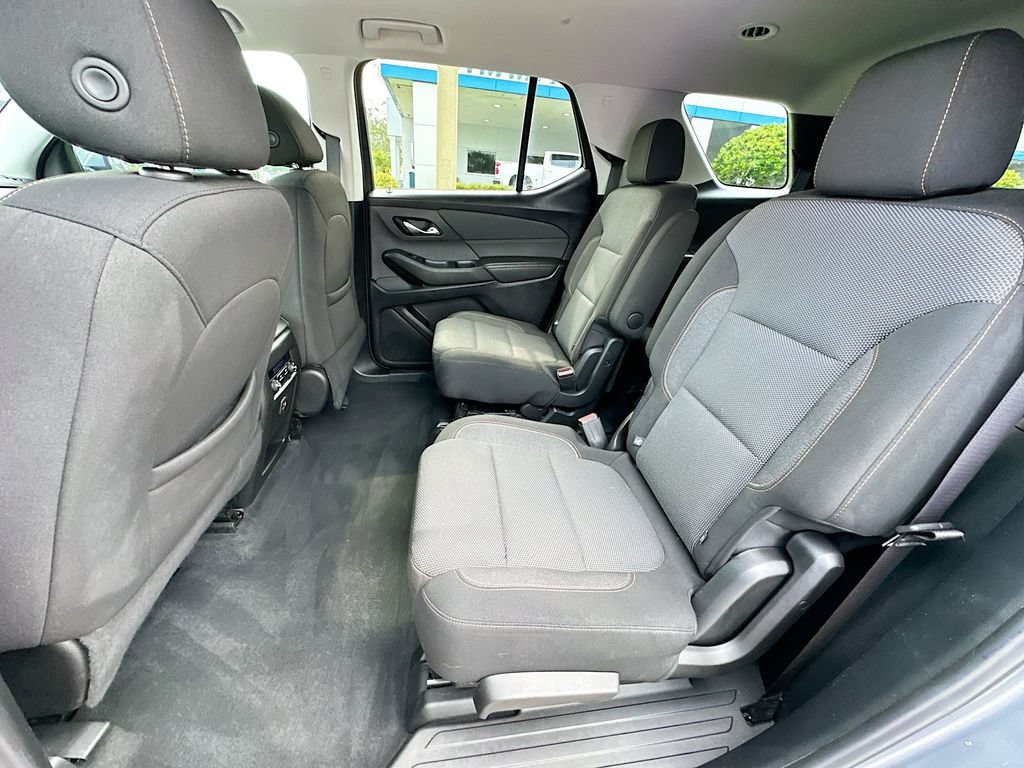 Used 2020 Chevrolet Traverse LT FWD image 22