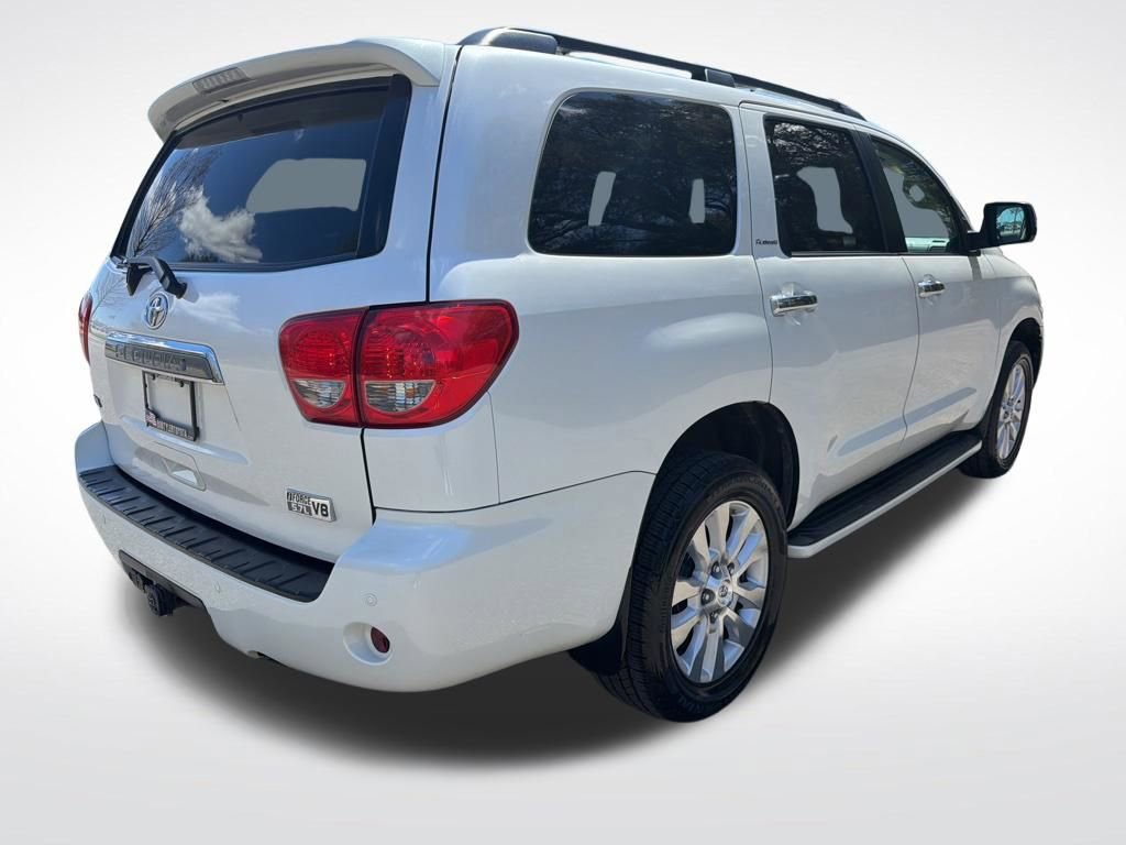 Used 2015 Toyota Sequoia Platinum image 5