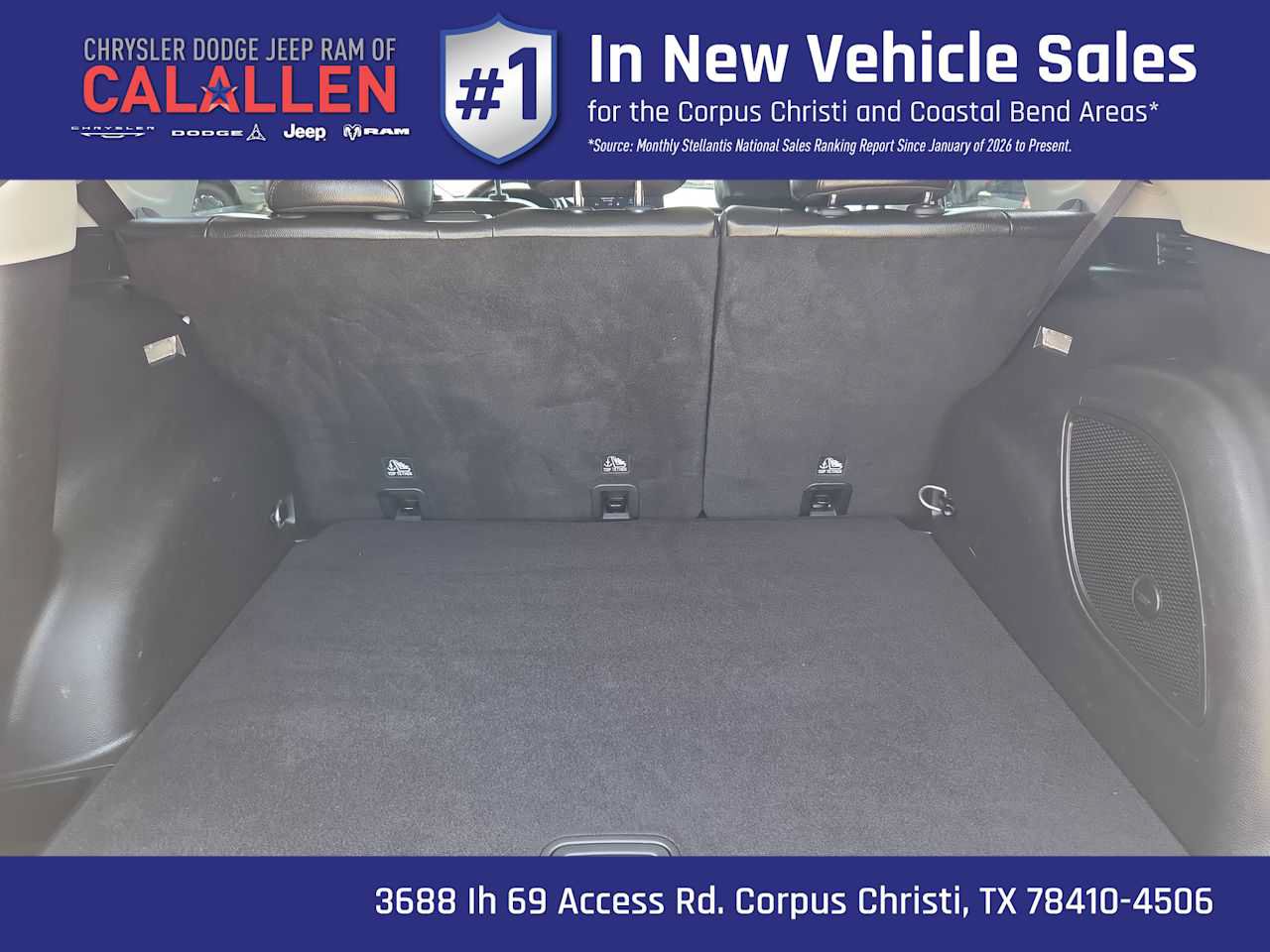 Used 2022 Jeep Compass Latitude w/ Sun and Sound Group FWD image 27