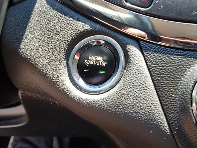 Used 2018 Chevrolet Impala Premier FWD image 31
